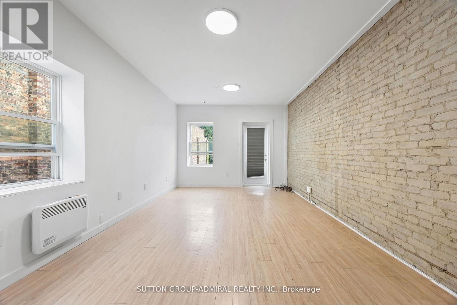 2 - 1969 Queen Street E, Toronto, Ontario  M4L 1H9 - Photo 7 - E12525534