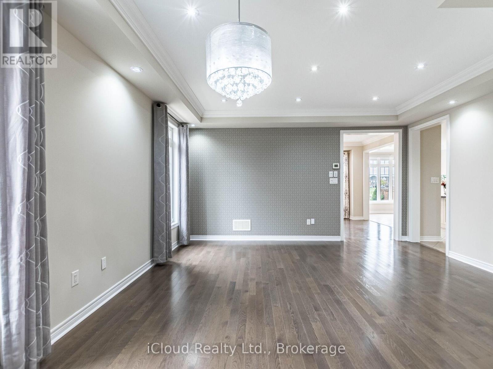 109 Kaitting Trail, Oakville, Ontario  L6M 0T6 - Photo 10 - W12405422