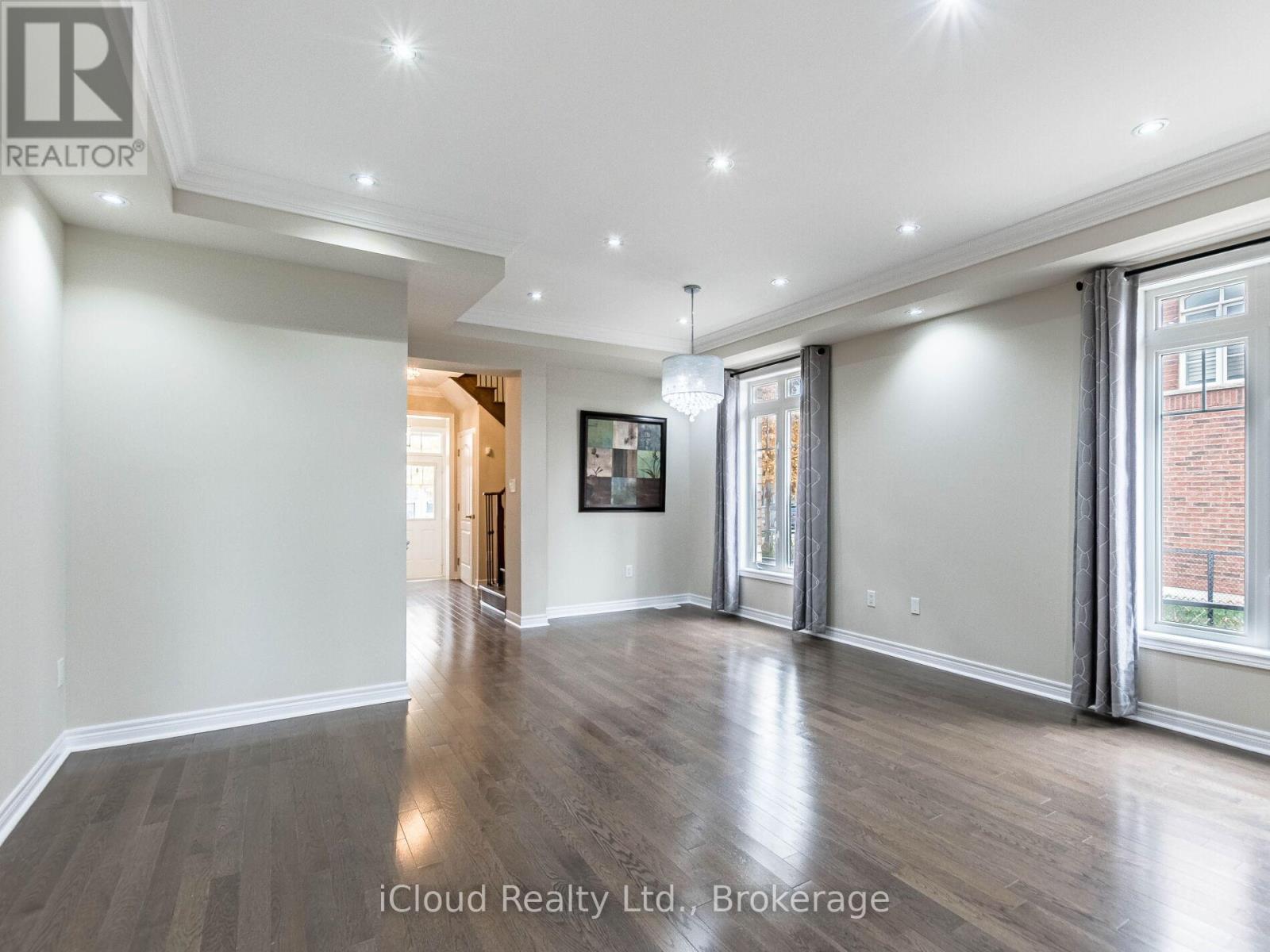 109 Kaitting Trail, Oakville, Ontario  L6M 0T6 - Photo 15 - W12405422