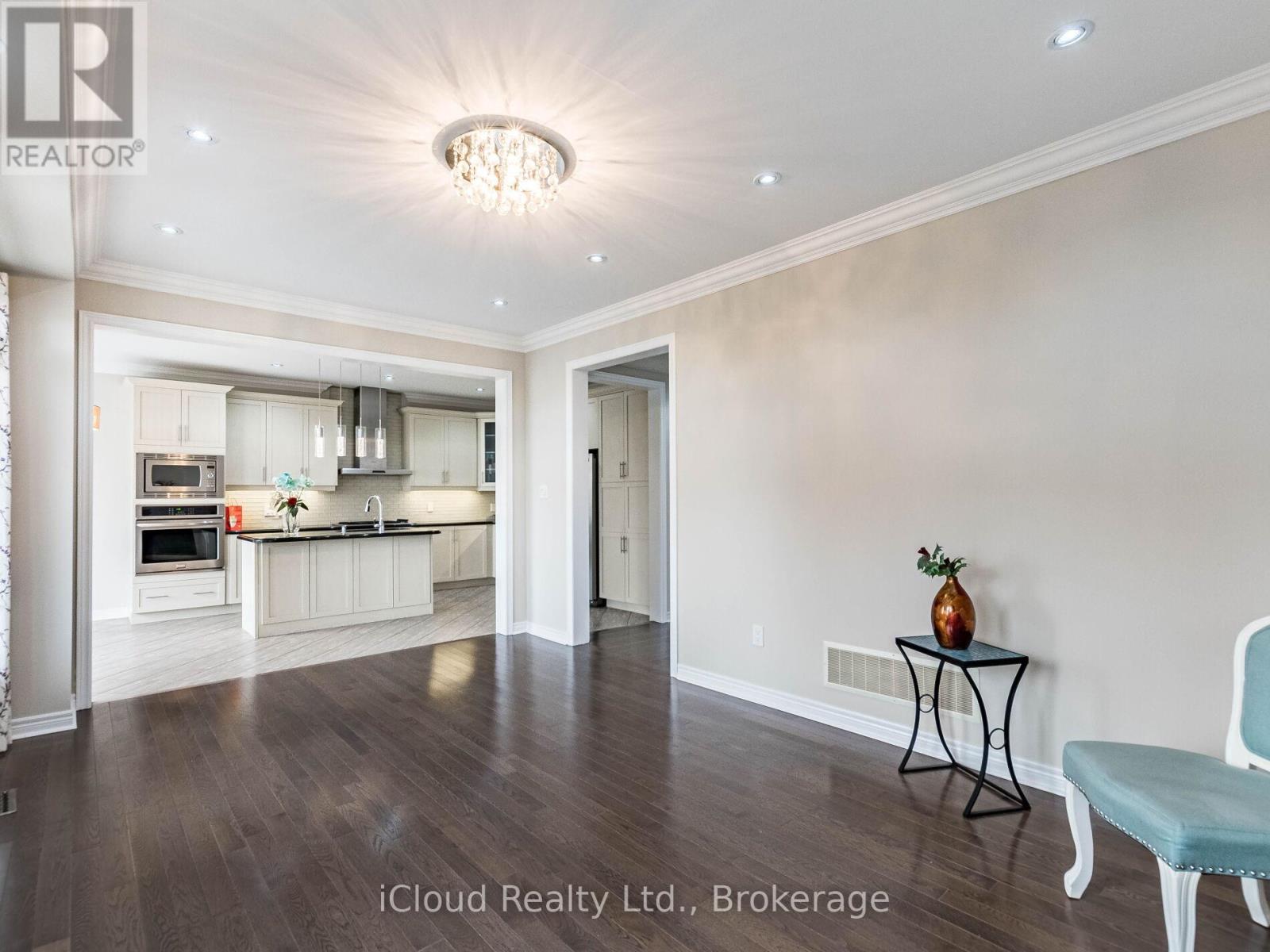 109 Kaitting Trail, Oakville, Ontario  L6M 0T6 - Photo 20 - W12482405