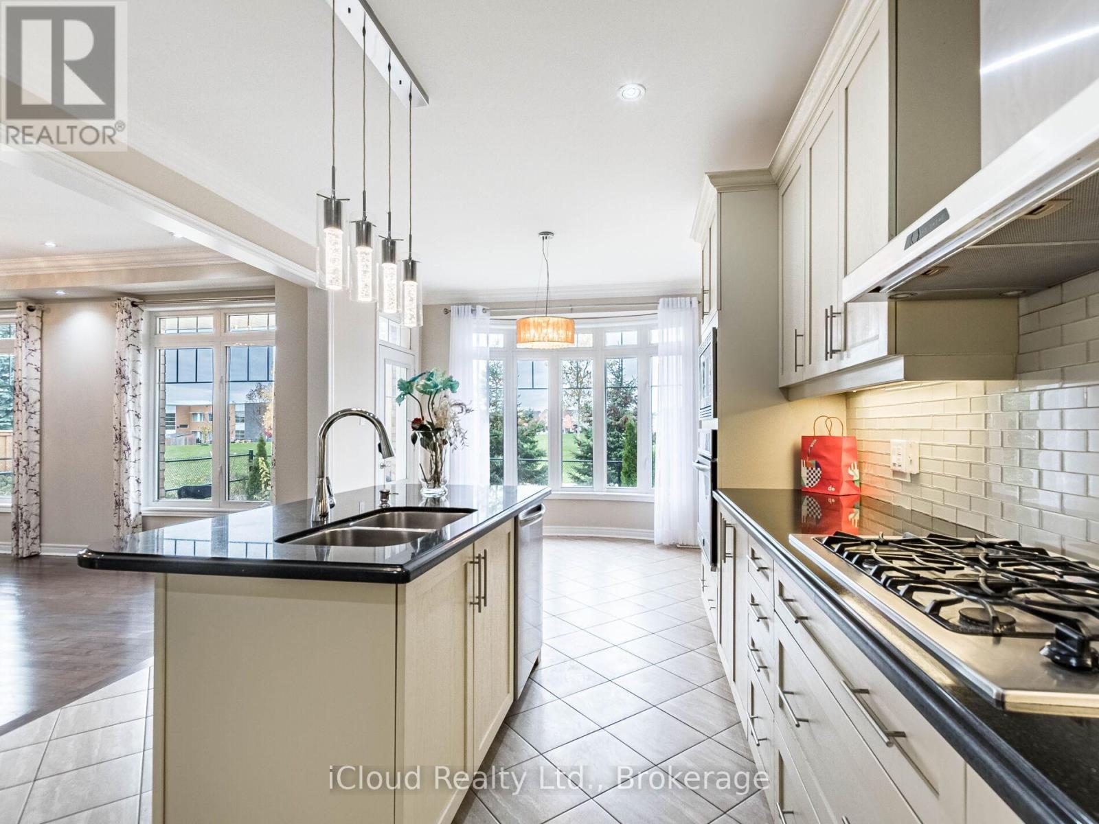 109 Kaitting Trail, Oakville, Ontario  L6M 0T6 - Photo 28 - W12482405