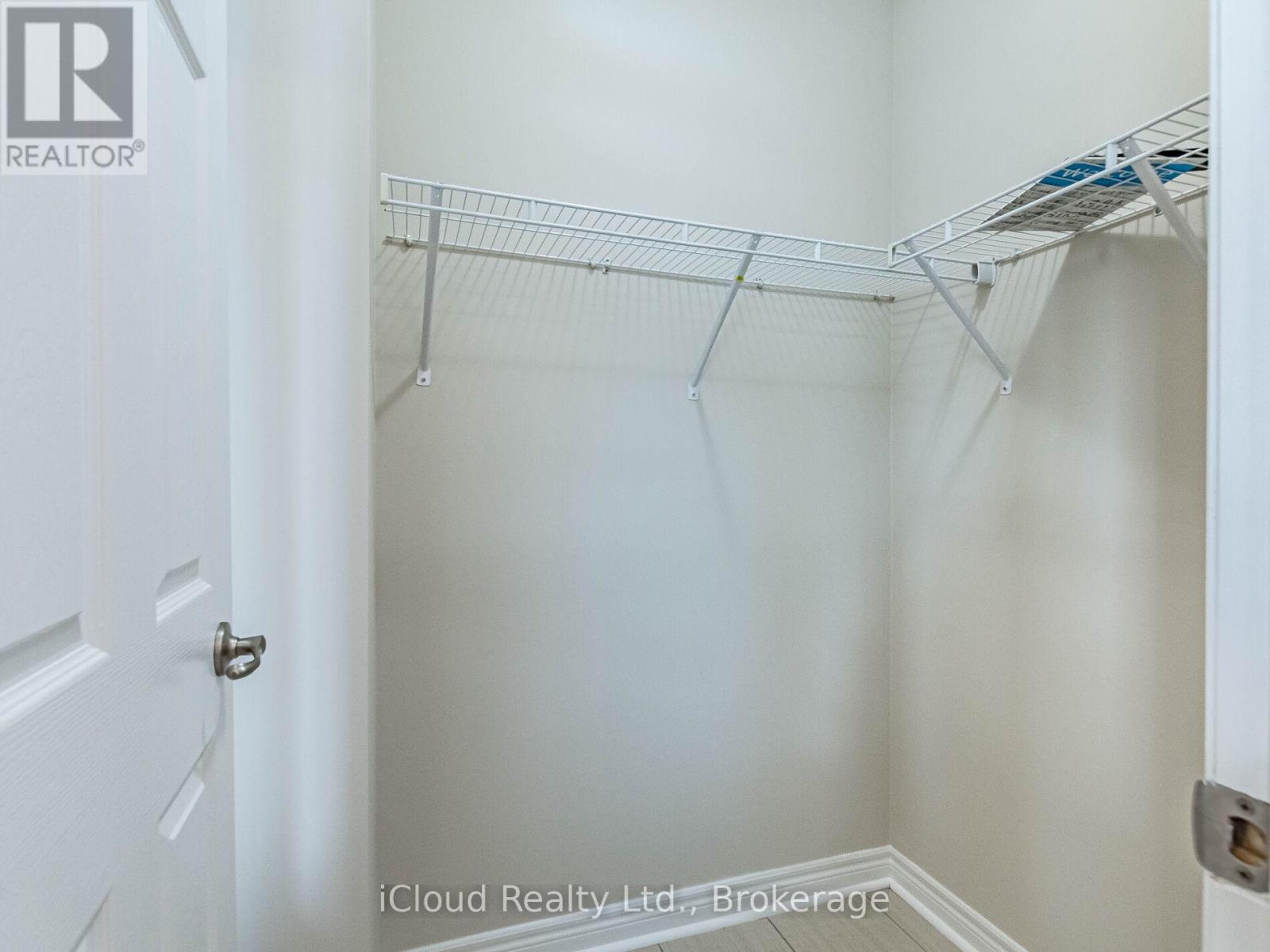 109 Kaitting Trail, Oakville, Ontario  L6M 0T6 - Photo 8 - W12482405