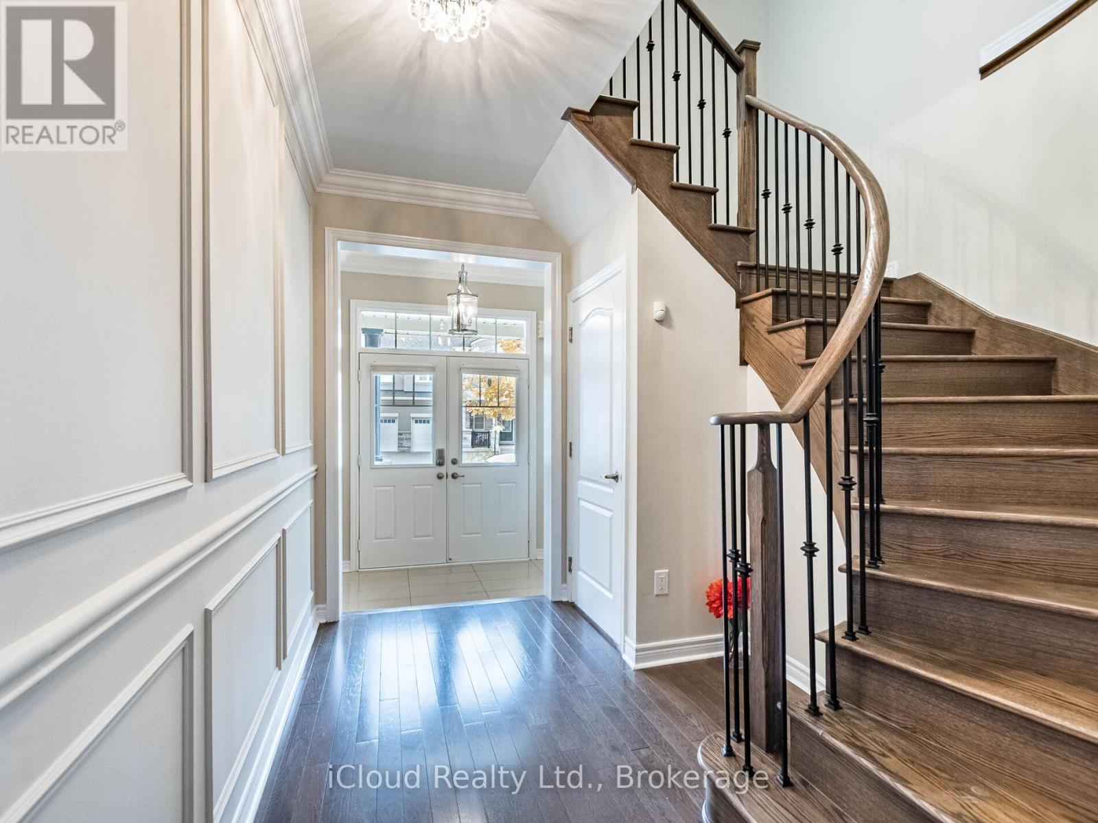 109 Kaitting Trail, Oakville, Ontario  L6M 0T6 - Photo 7 - W12482405