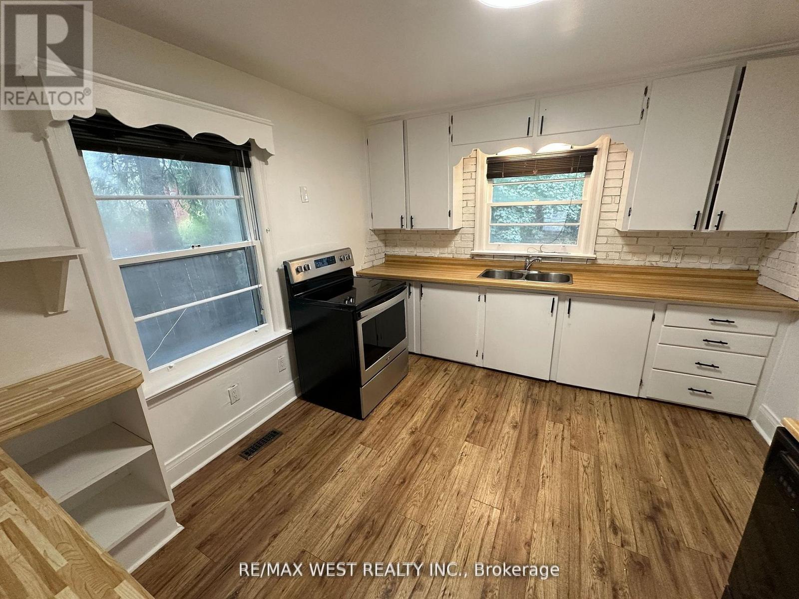 8186 Islington Avenue, Vaughan, Ontario L4L 1W7 - Photo 11 - N12525500