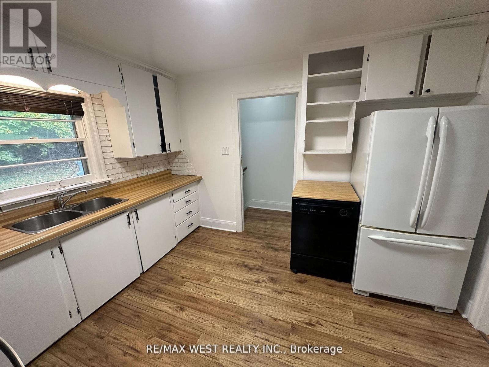 8186 Islington Avenue, Vaughan, Ontario L4L 1W7 - Photo 12 - N12525500