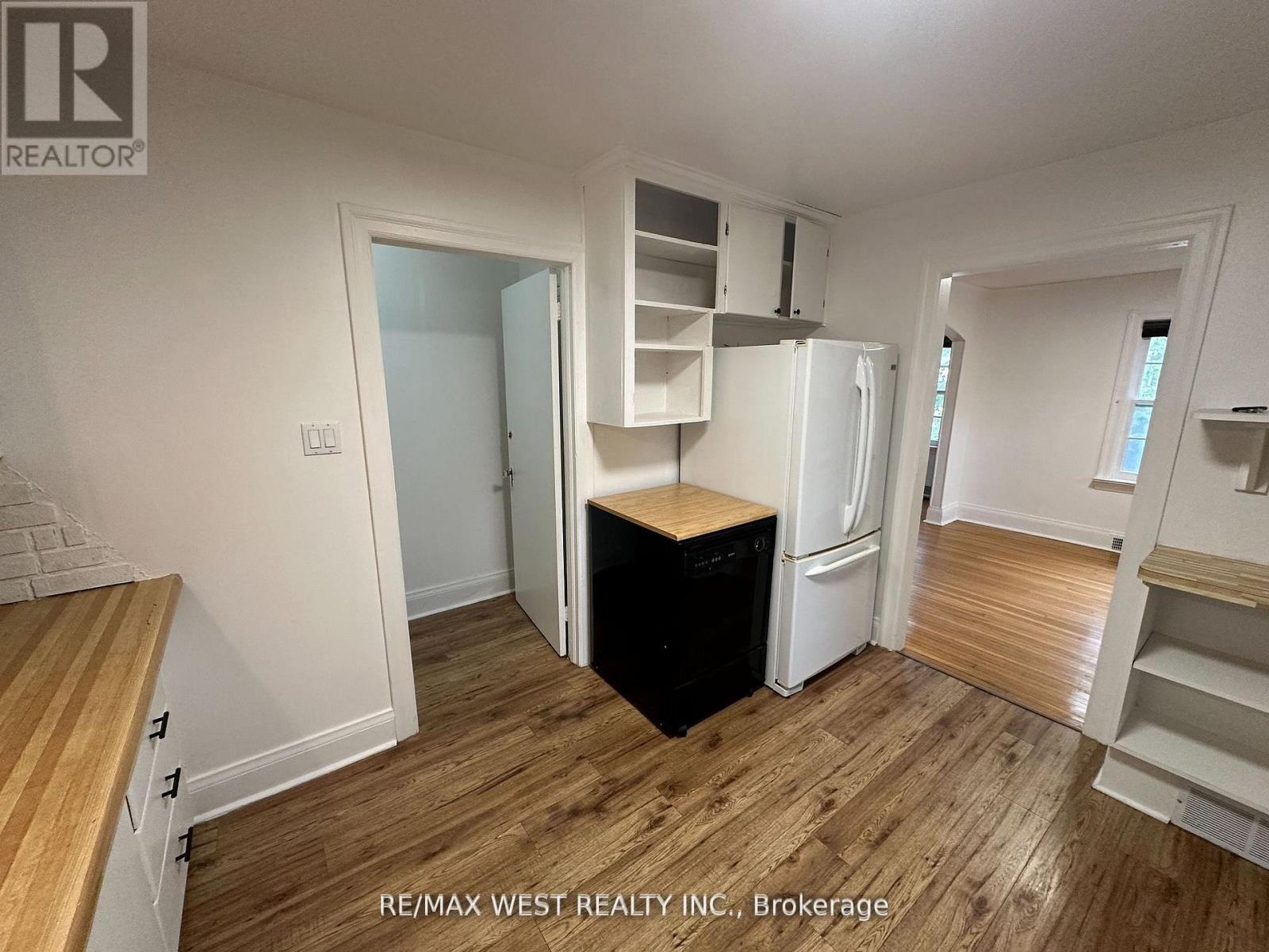 8186 Islington Avenue, Vaughan, Ontario L4L 1W7 - Photo 13 - N12525500