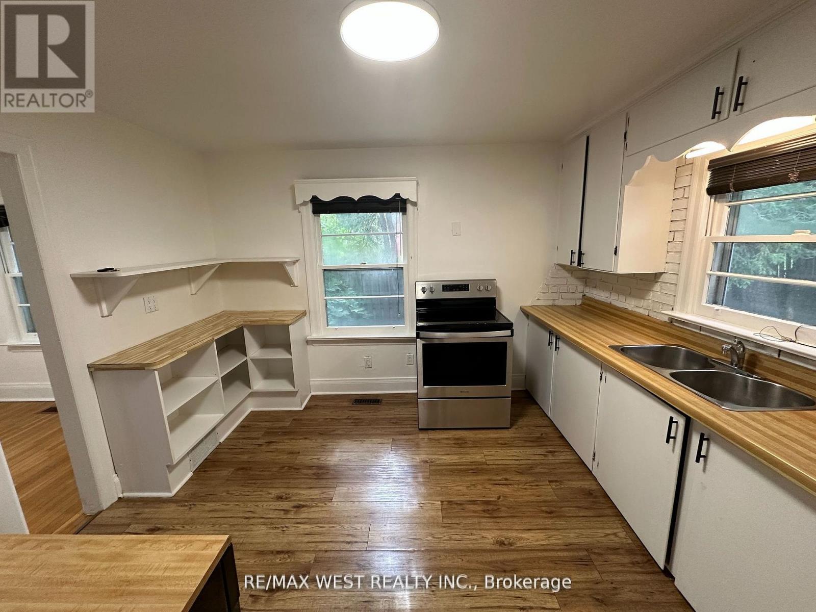 8186 Islington Avenue, Vaughan, Ontario L4L 1W7 - Photo 14 - N12525500