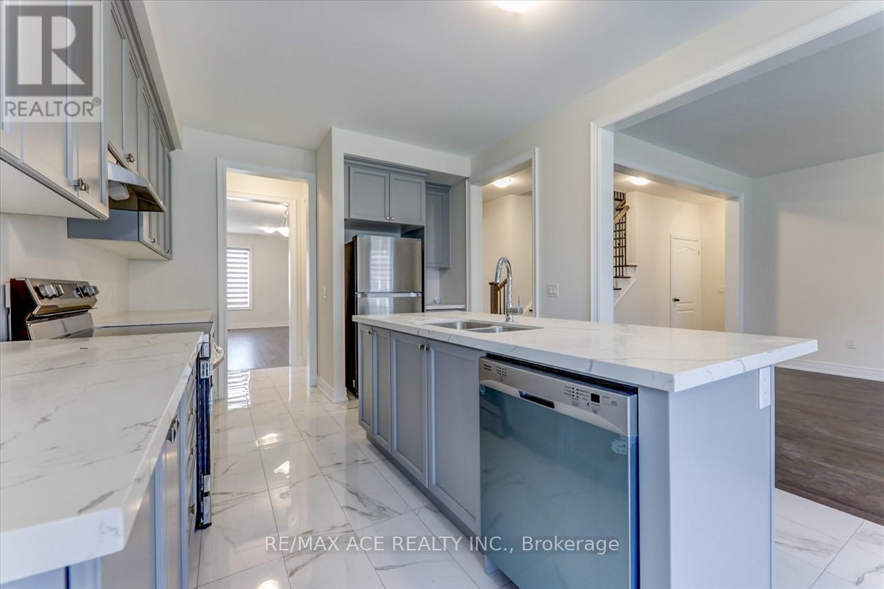 14 Hitching Post Road, Georgina, Ontario L4P 0H9 - Photo 11 - N12525520