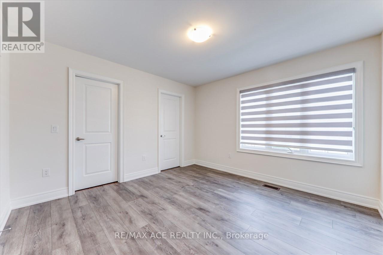 14 Hitching Post Road, Georgina, Ontario L4P 0H9 - Photo 34 - N12525520