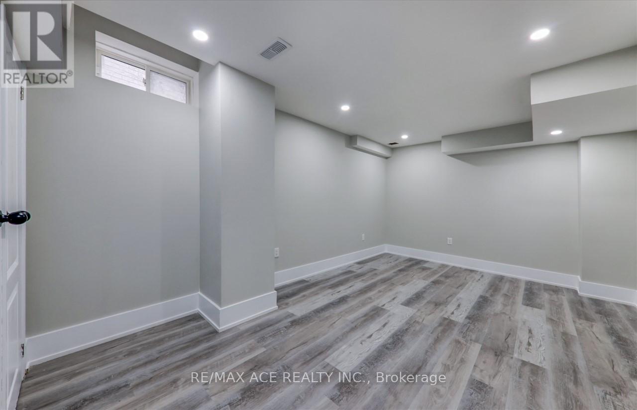 14 Hitching Post Road, Georgina, Ontario L4P 0H9 - Photo 44 - N12525520