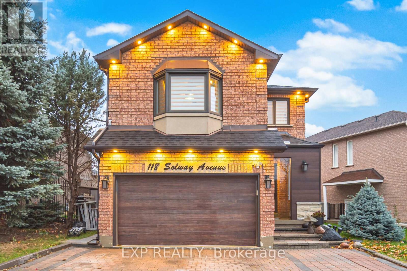 118 SOLWAY AVENUE, Vaughan, Ontario