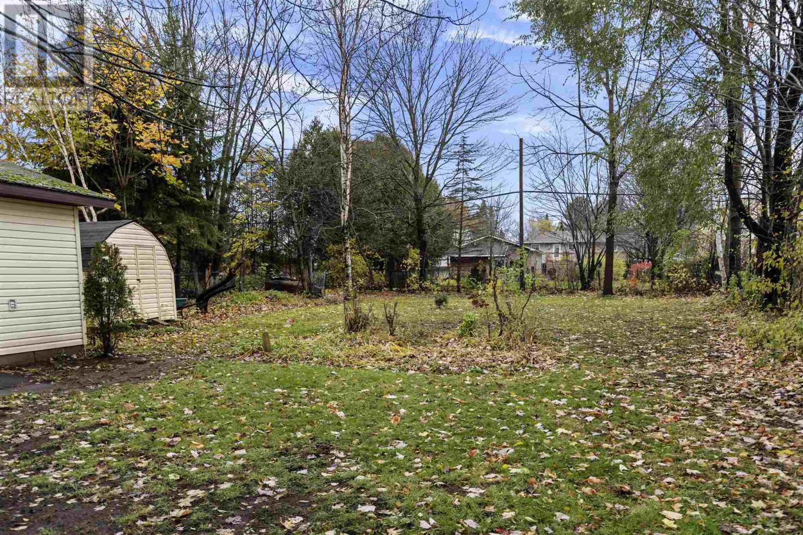 364 Chambers Ave, Sault Ste. Marie, Ontario P6A 4W5 - Photo 30 - SM253212