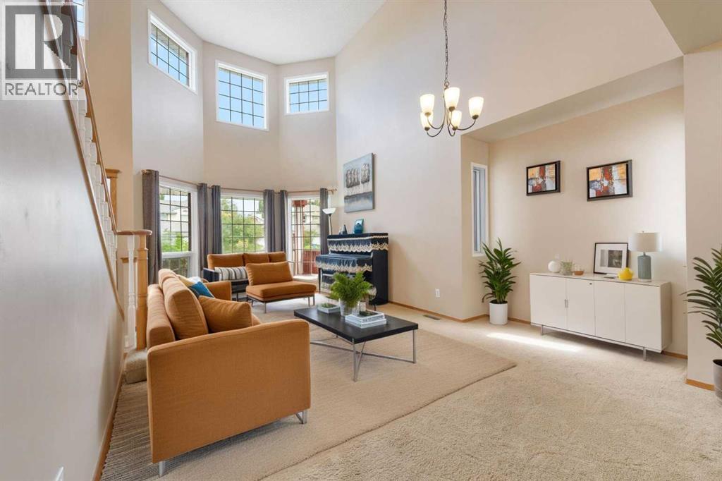 9 Valley Meadow Close Nw, Calgary, Alberta  T3B 5M1 - Photo 8 - A2250641