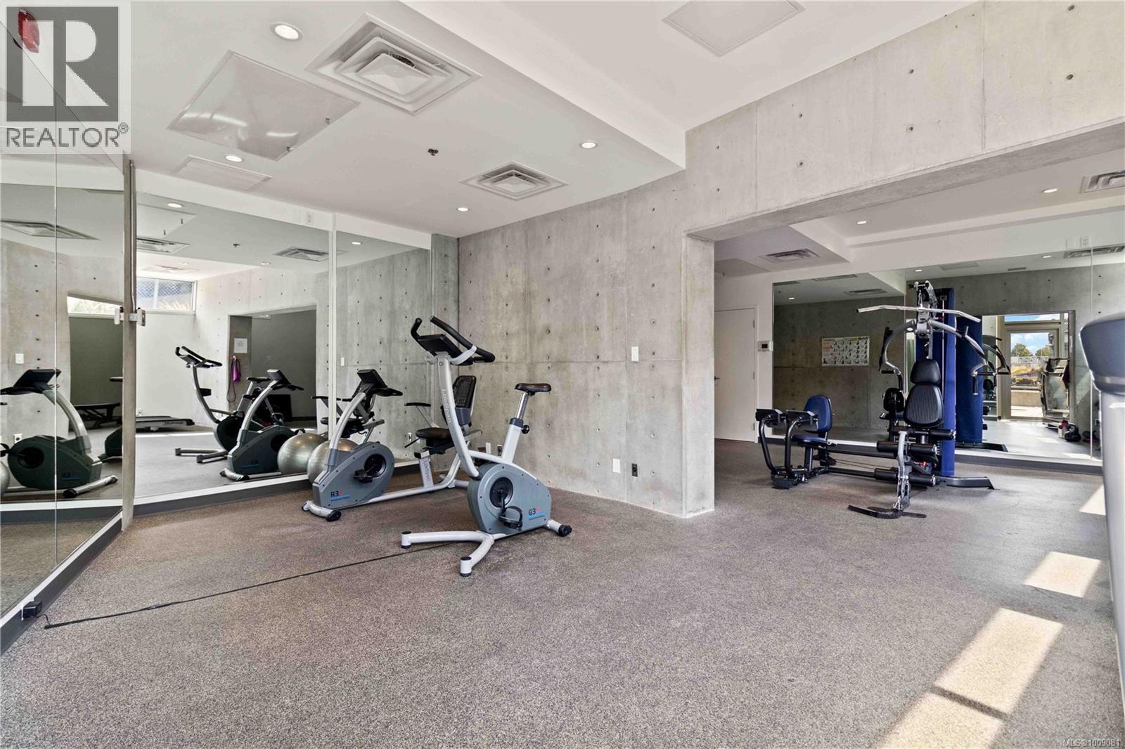 312b 456 Pandora Ave, Victoria, British Columbia V8W 0E3 - Photo 33 - 1009081