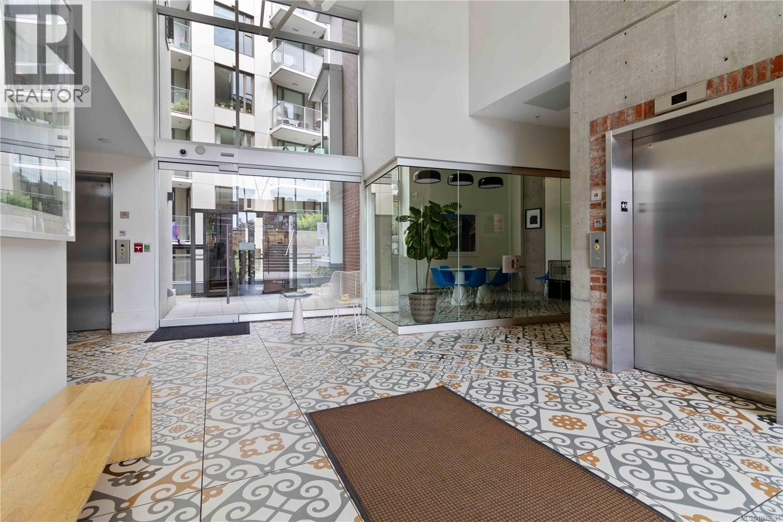 312b 456 Pandora Ave, Victoria, British Columbia V8W 0E3 - Photo 31 - 1009081