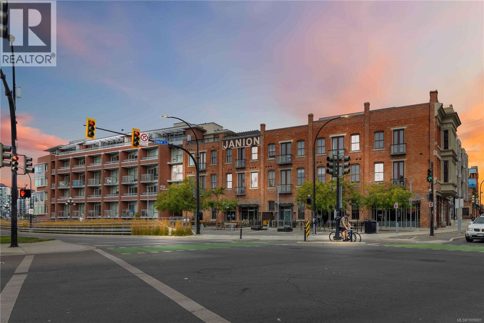 312b 456 Pandora Ave, Victoria, British Columbia V8W 0E3 - Photo 46 - 1009081