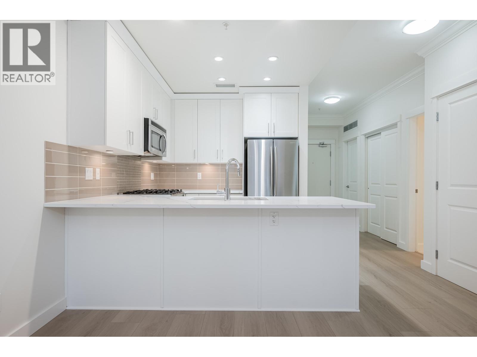 101 5099 Springs Boulevard, Tsawwassen, British Columbia V4M 0A2 - Photo 8 - R3065585