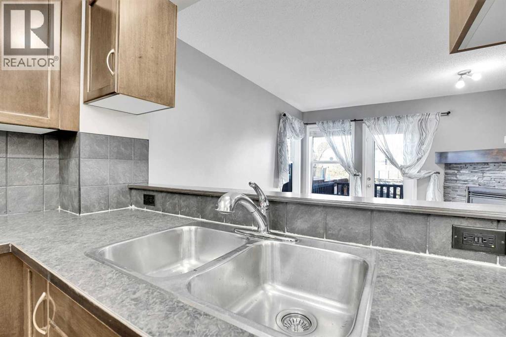 229 Luxstone Way Sw, Airdrie, Alberta  T4B 0H8 - Photo 24 - A2269642