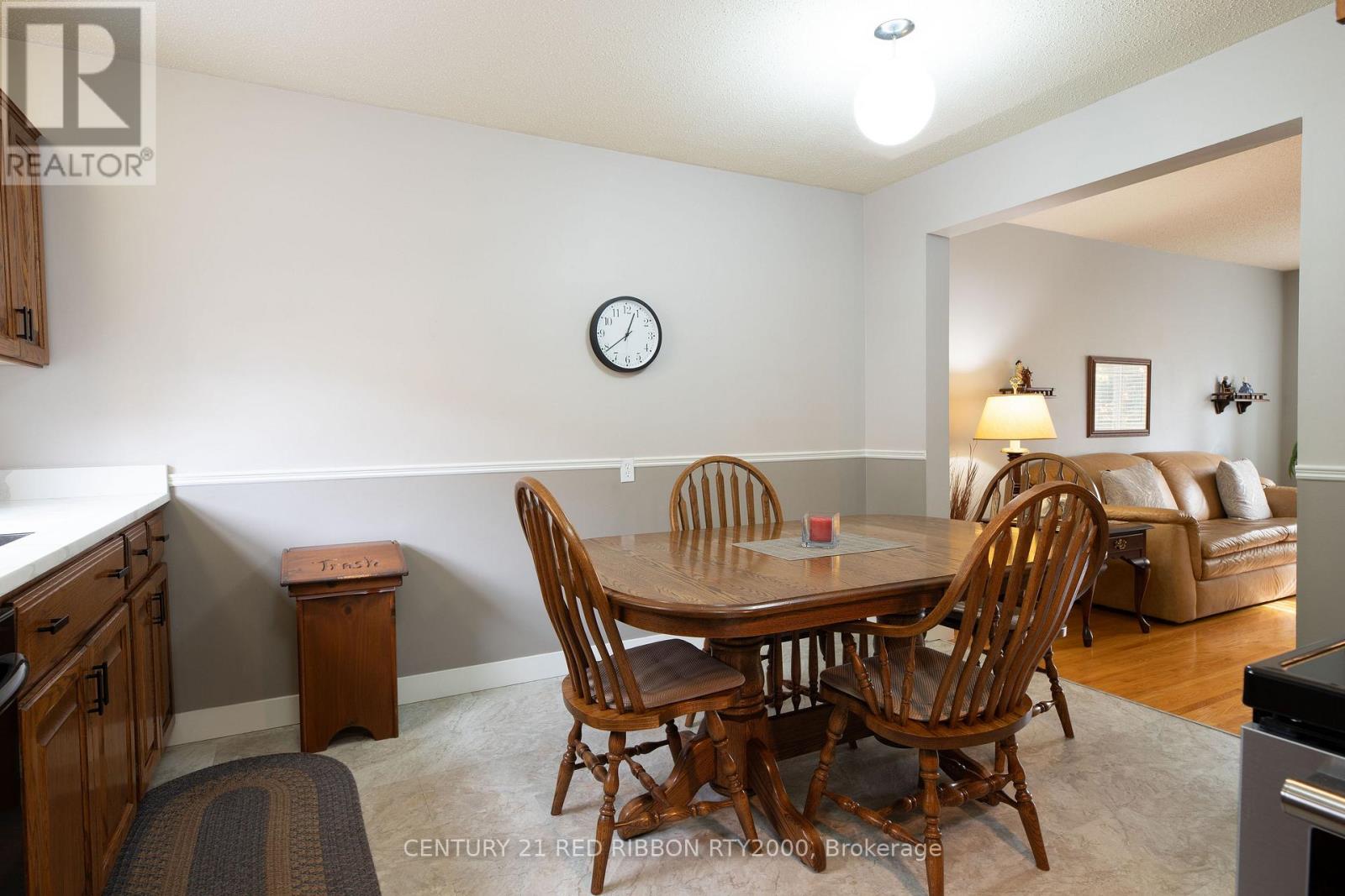 535 - 535 Gainsborough Road, London North, Ontario  N6G 2C5 - Photo 12 - X12525554