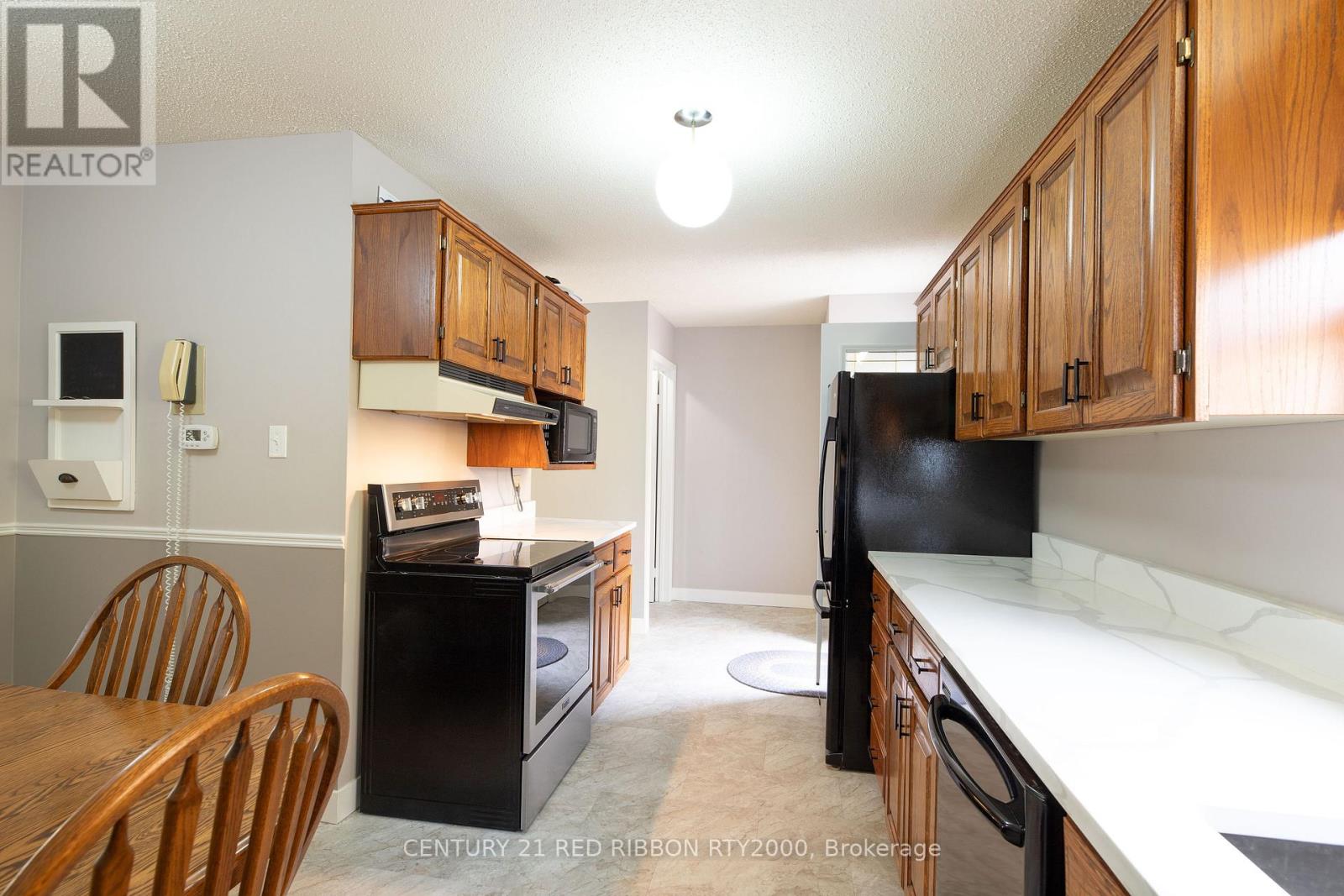 535 - 535 Gainsborough Road, London North, Ontario  N6G 2C5 - Photo 17 - X12525554