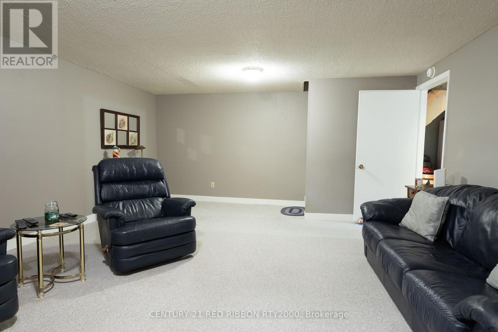 535 - 535 Gainsborough Road, London North, Ontario  N6G 2C5 - Photo 38 - X12525554