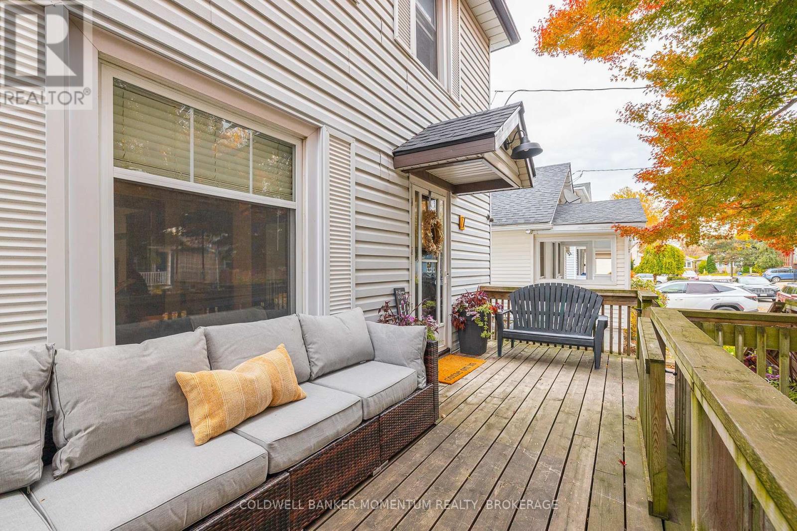 7 Linwood Street, St. Catharines, Ontario L2R 1H2 - Photo 7 - X12524684