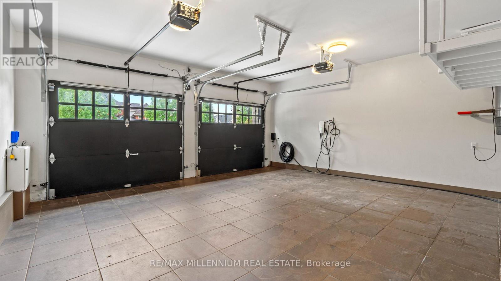 6839 Early Settler Row, Mississauga, Ontario  L5W 1J5 - Photo 44 - W12525476