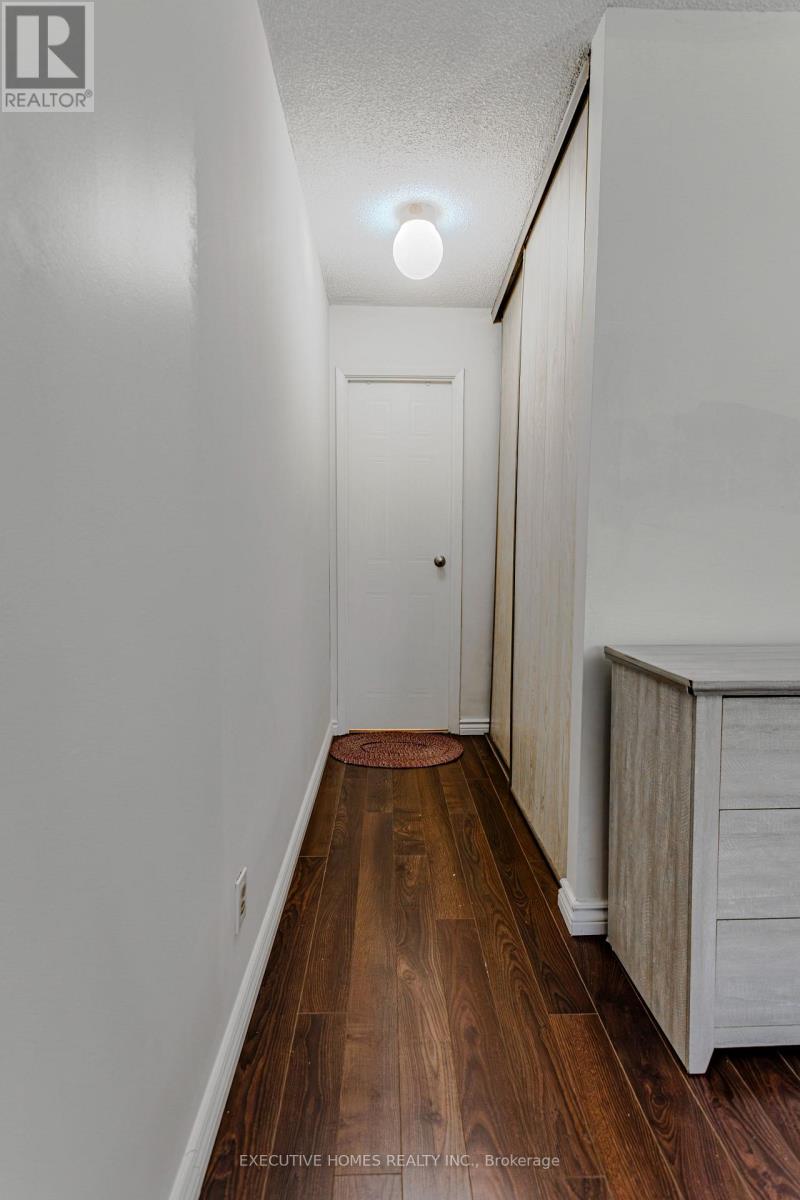 102 - 1275 Cornerbrook Place, Mississauga, Ontario  L5C 3J3 - Photo 28 - W12525502