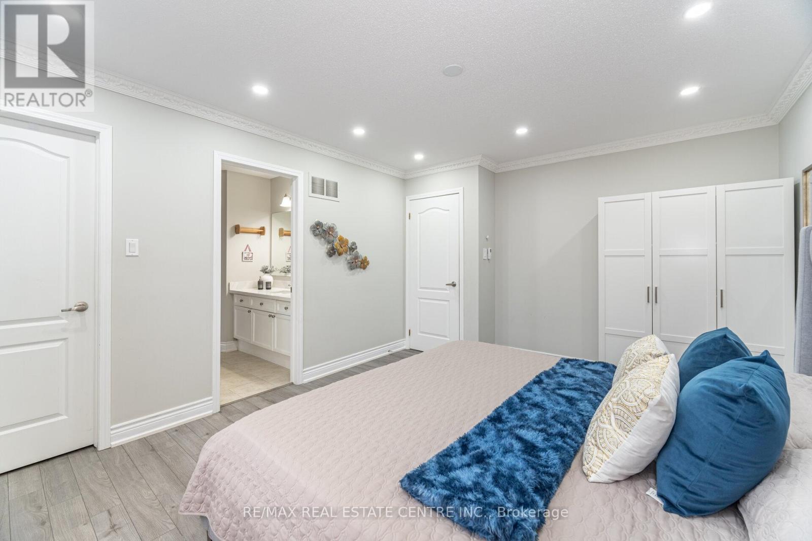 816 Hepburn Road, Milton, Ontario  L9T 0K6 - Photo 23 - W12525538