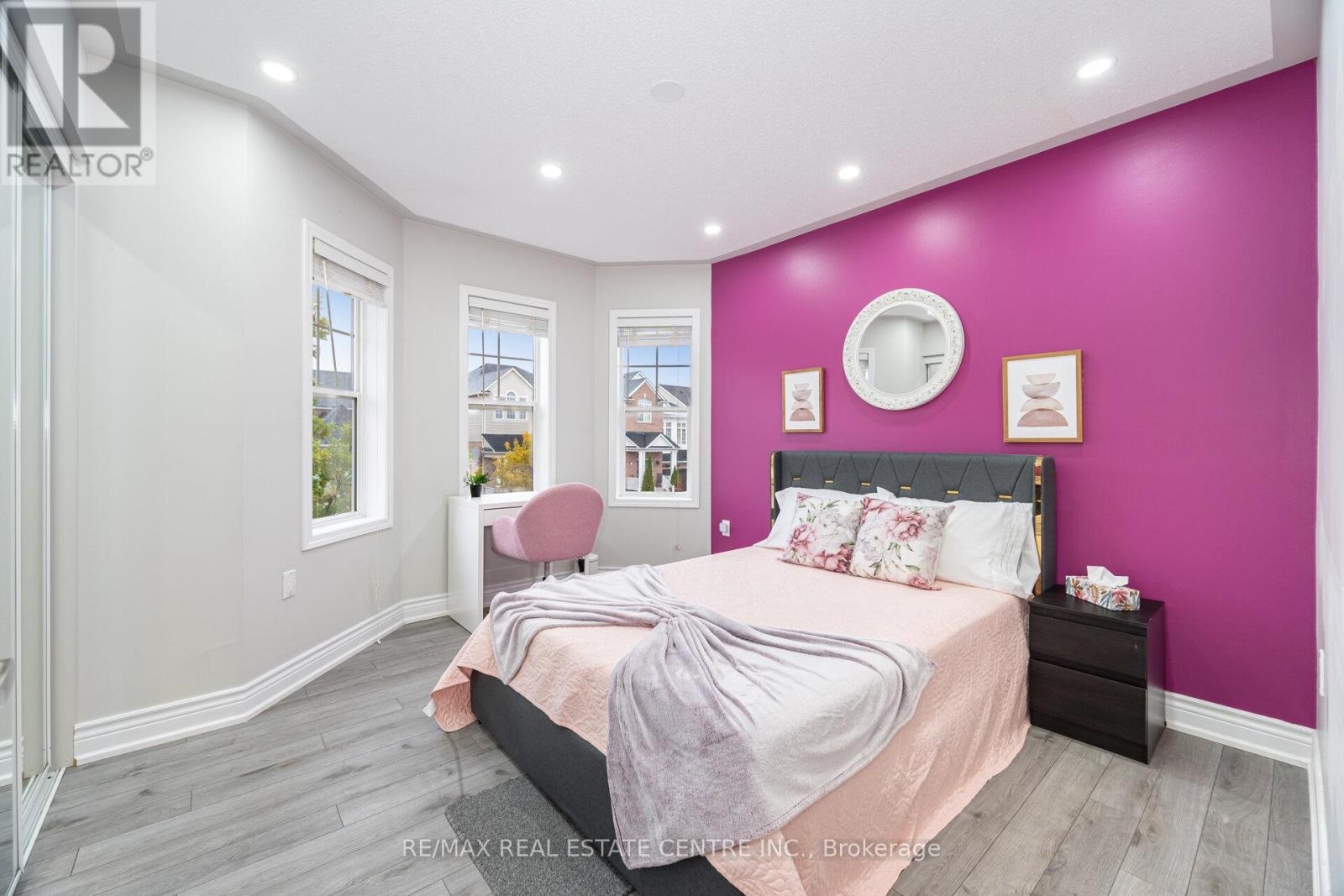 816 Hepburn Road, Milton, Ontario  L9T 0K6 - Photo 28 - W12525538