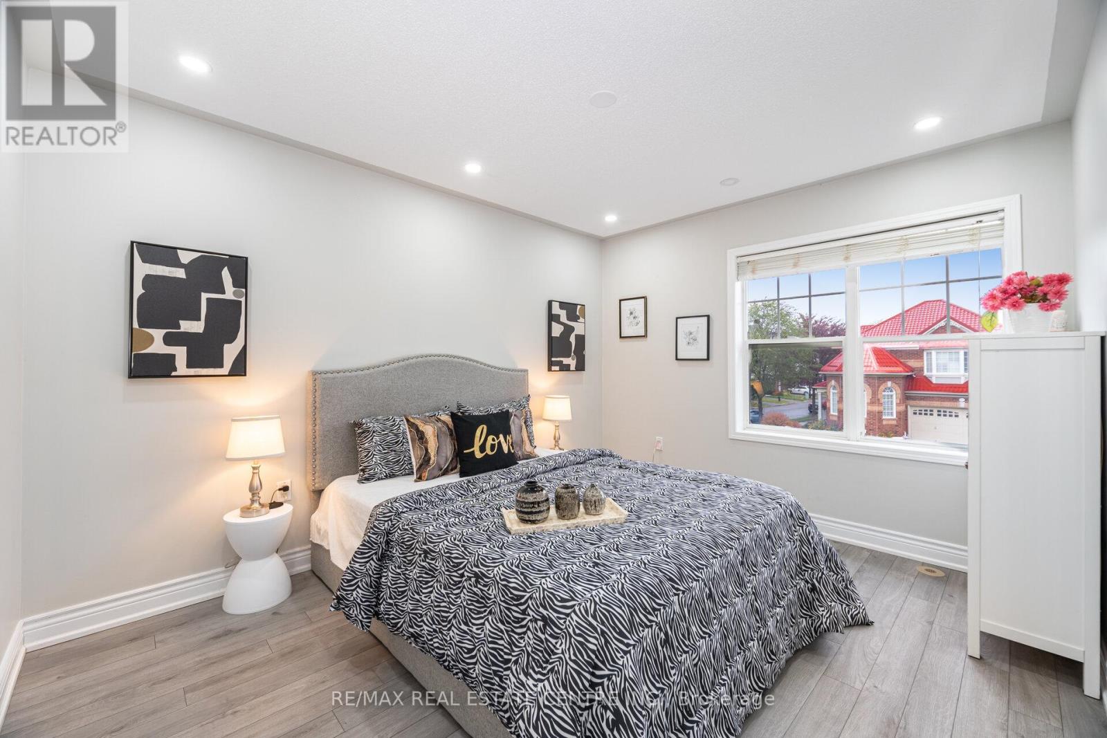 816 Hepburn Road, Milton, Ontario  L9T 0K6 - Photo 31 - W12525538