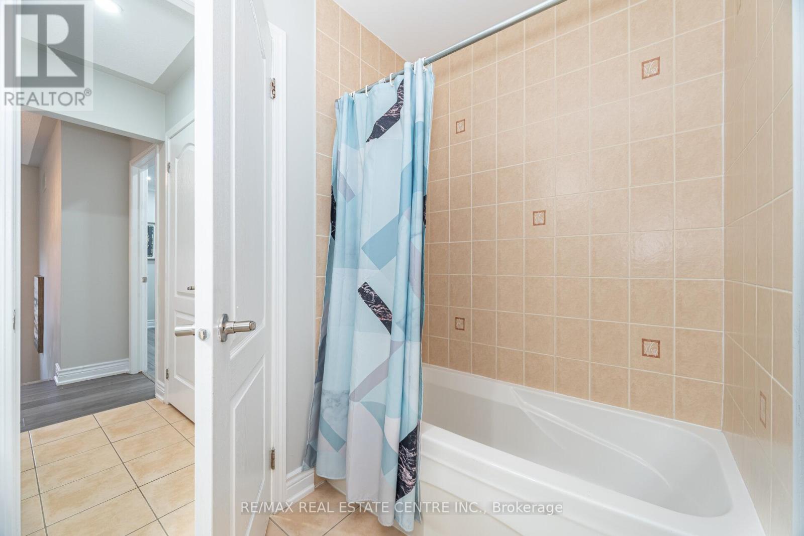 816 Hepburn Road, Milton, Ontario  L9T 0K6 - Photo 35 - W12525538