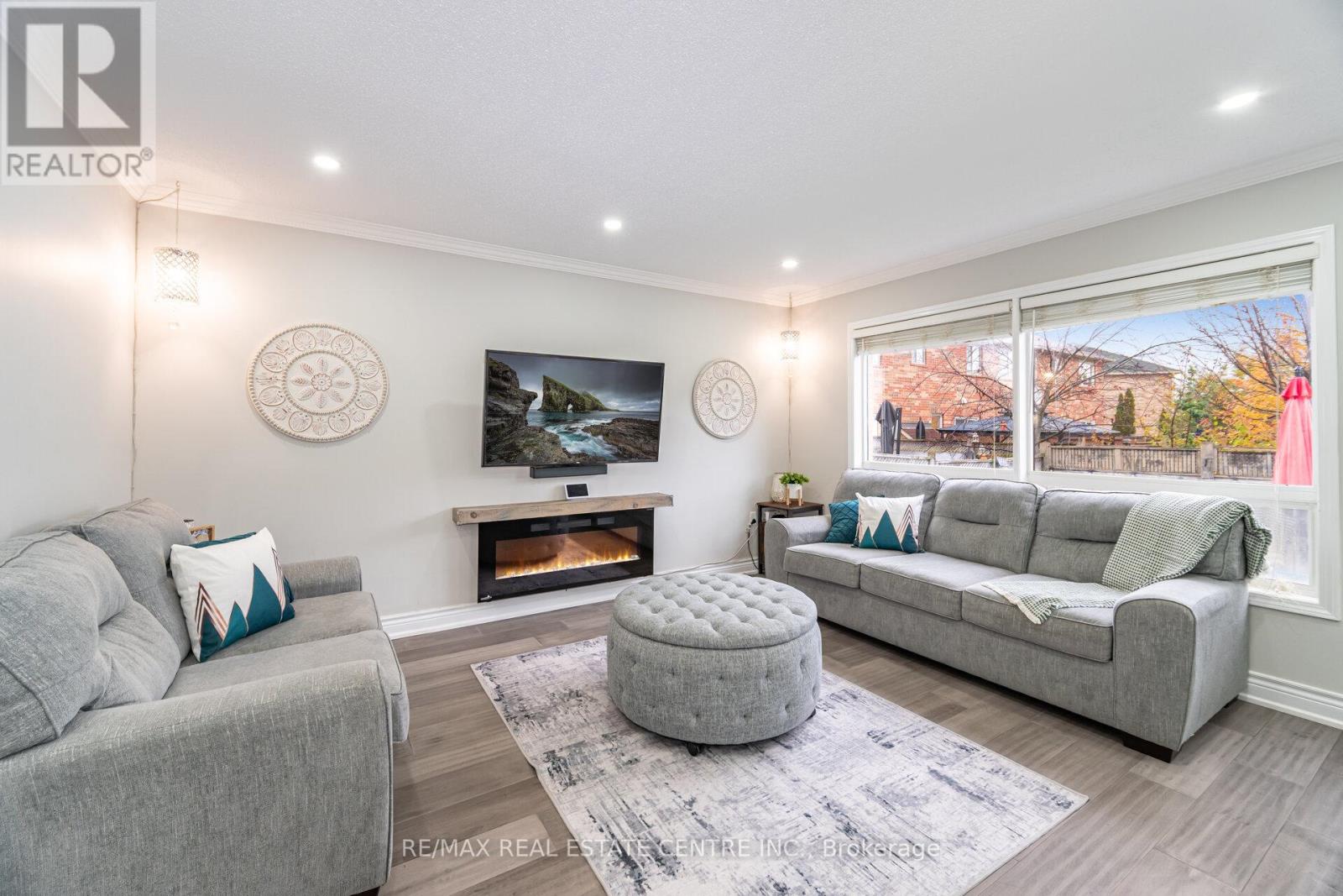 816 Hepburn Road, Milton, Ontario  L9T 0K6 - Photo 8 - W12525538