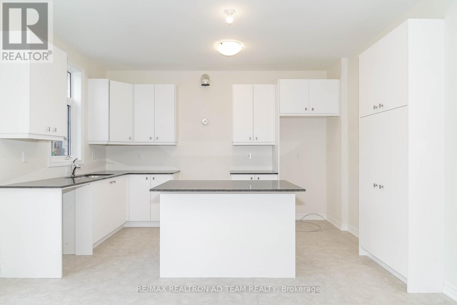 3035 Turtlecreek Place, Pickering, Ontario  L1X 0V1 - Photo 12 - E12523826