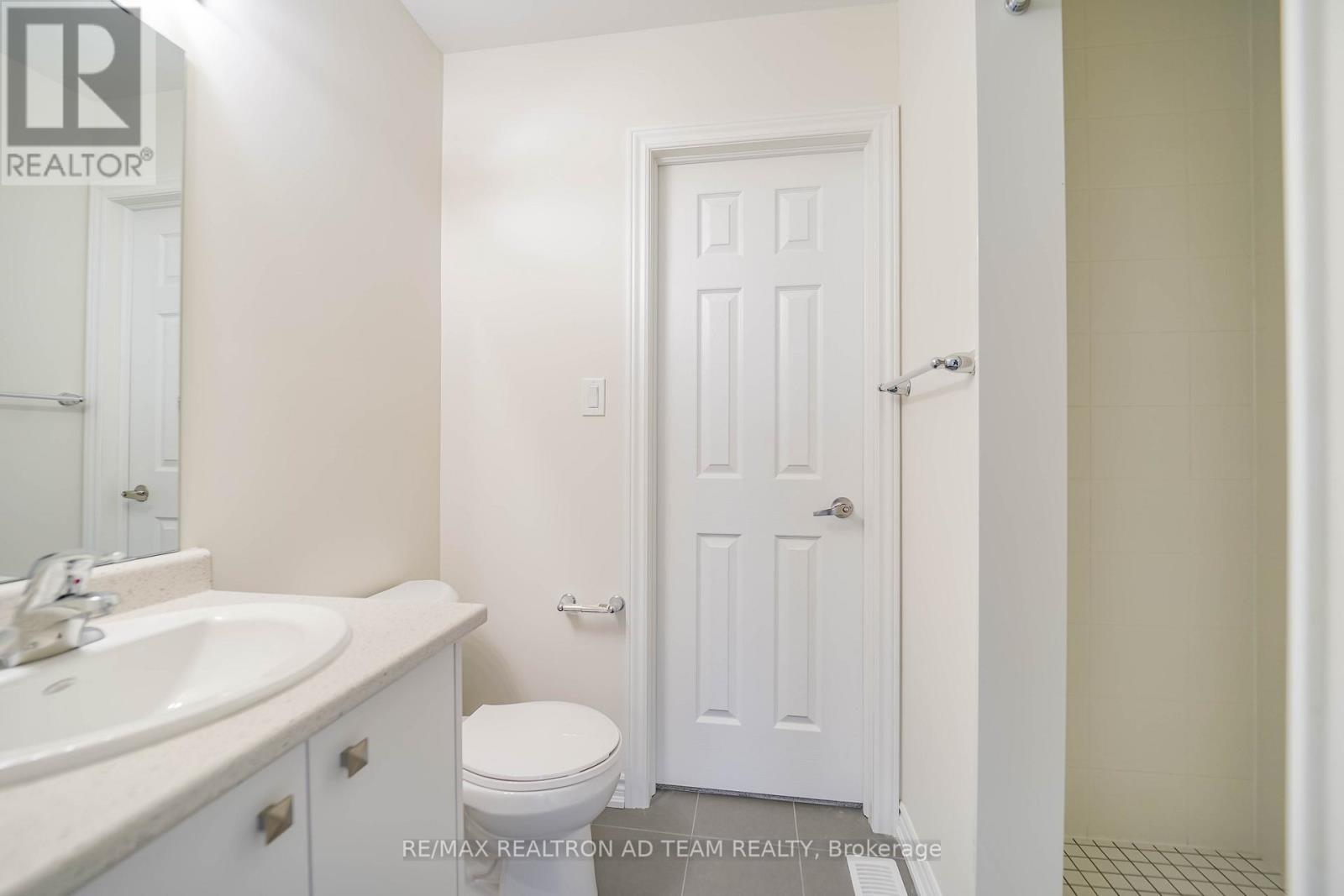 3035 Turtlecreek Place, Pickering, Ontario  L1X 0V1 - Photo 32 - E12523826