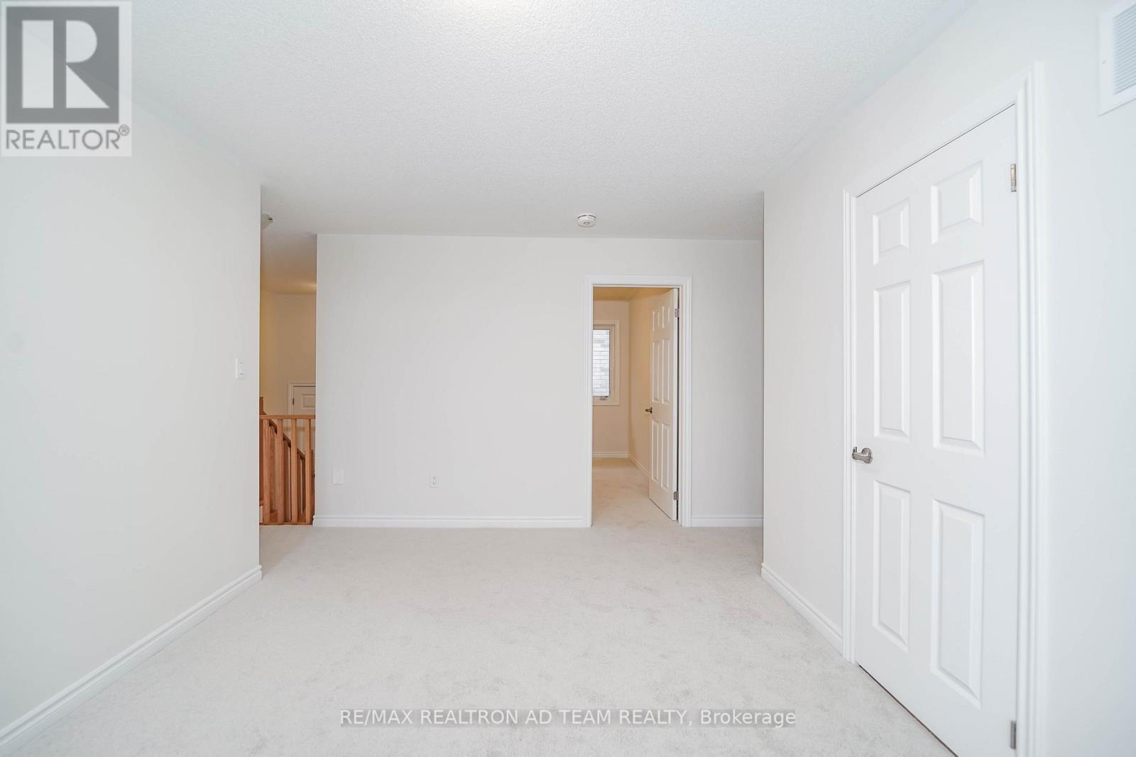 3035 Turtlecreek Place, Pickering, Ontario  L1X 0V1 - Photo 38 - E12523826