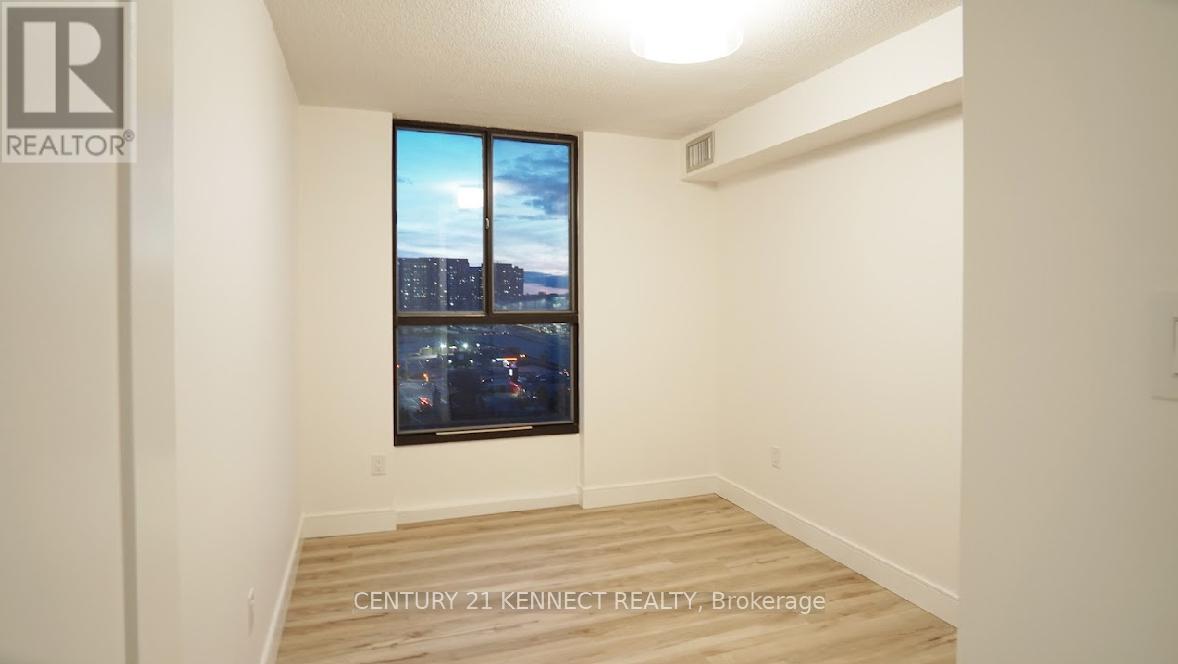 1601 - 3170 Kirwin Avenue S, Mississauga, Ontario  L5A 3R1 - Photo 34 - W12524284