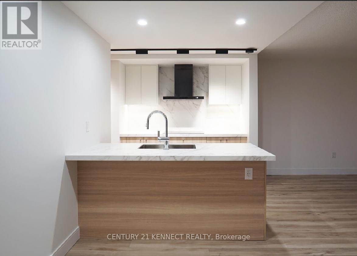 1601 - 3170 Kirwin Avenue S, Mississauga, Ontario  L5A 3R1 - Photo 24 - W12524284