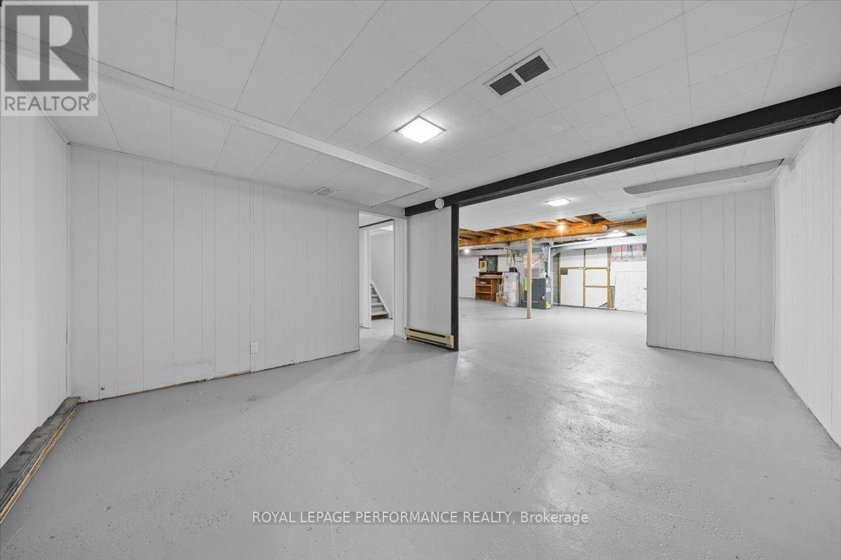 234 Knox Crescent, Ottawa, Ontario K1G 0K8 - Photo 33 - X12525068