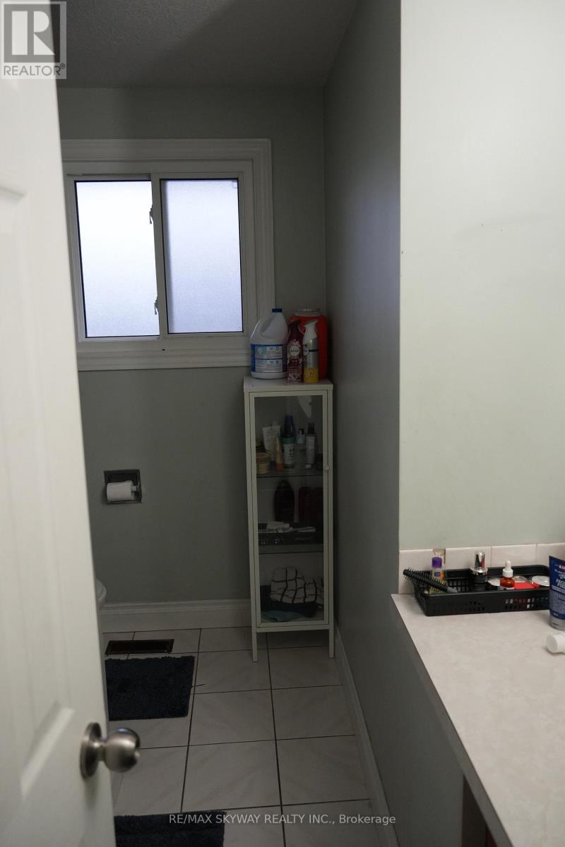 34 Appalachian Crescent, Kitchener, Ontario  N2E 1A3 - Photo 20 - X12525488