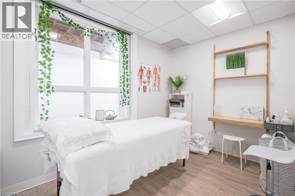 161 Victoria Street S, Kitchener, Ontario  N2G 2B7 - Photo 7 - 40786816