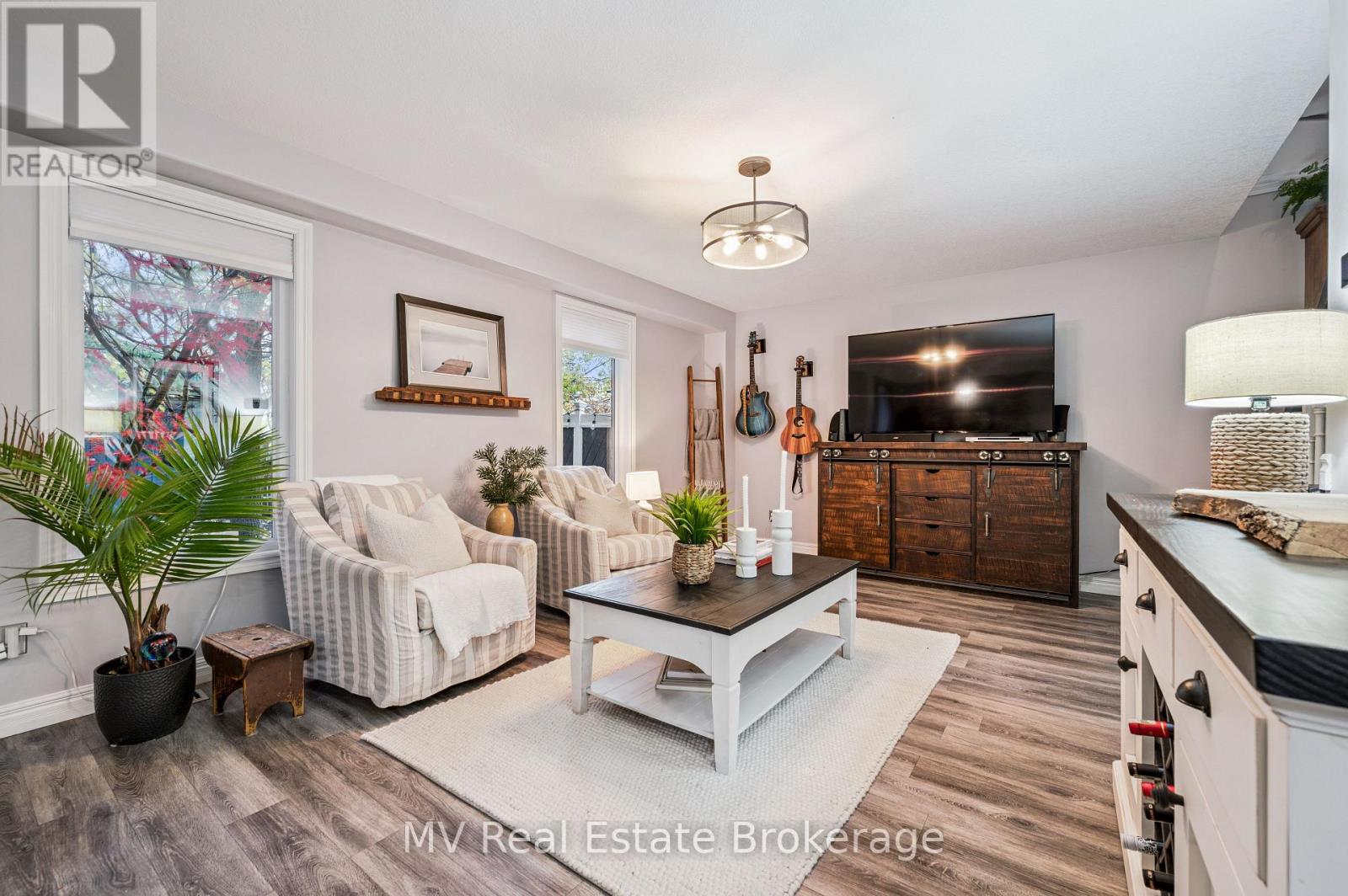 67 Pattison Place, Centre Wellington, Ontario  N1M 3V3 - Photo 14 - X12525580