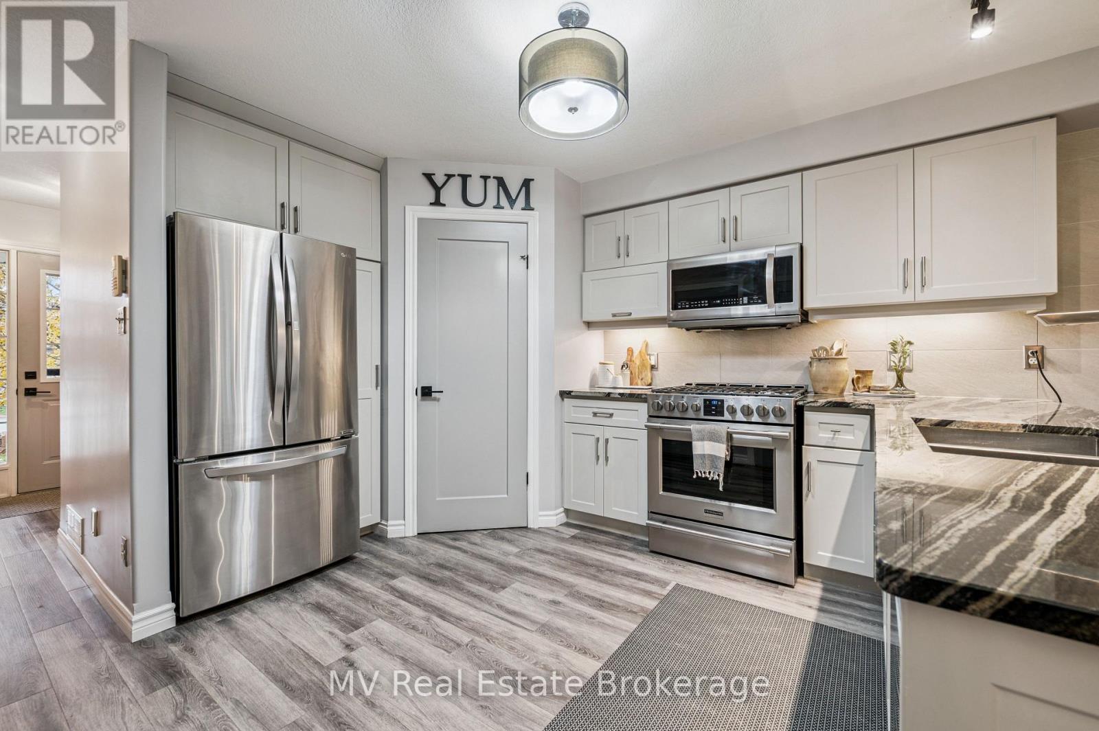 67 Pattison Place, Centre Wellington, Ontario  N1M 3V3 - Photo 9 - X12525580