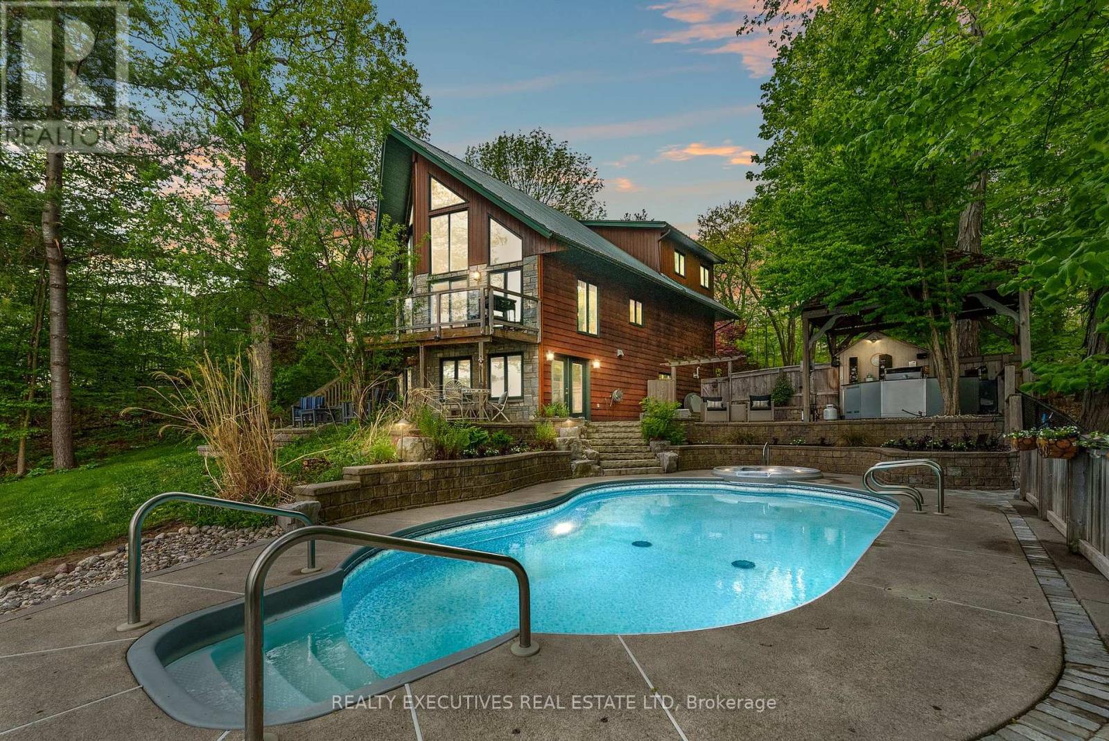 106 Black Snake Lane N, Frontenac Islands, Ontario  K0E 1L0 - Photo 22 - X12369002