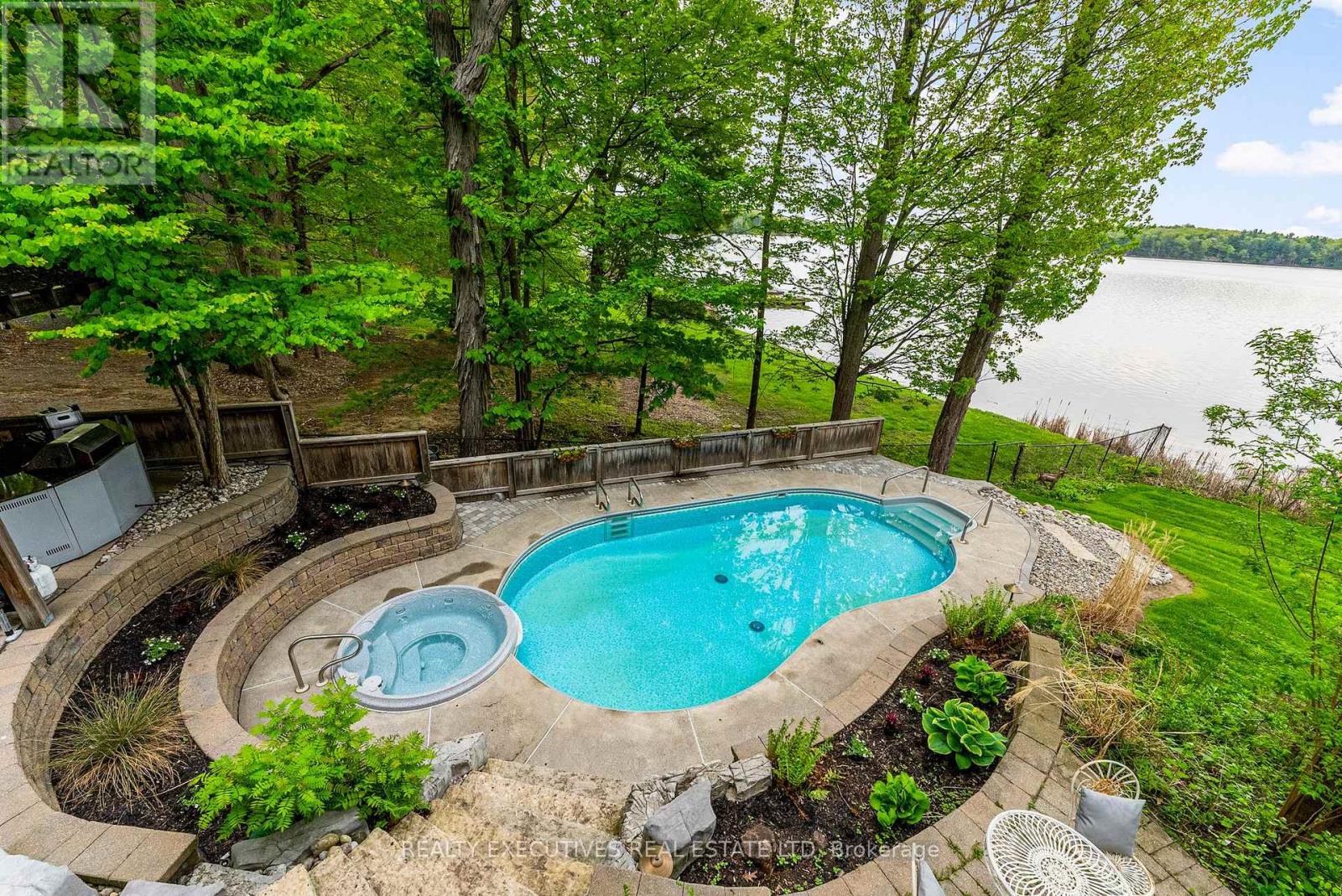 106 Black Snake Lane N, Frontenac Islands, Ontario  K0E 1L0 - Photo 26 - X12369002