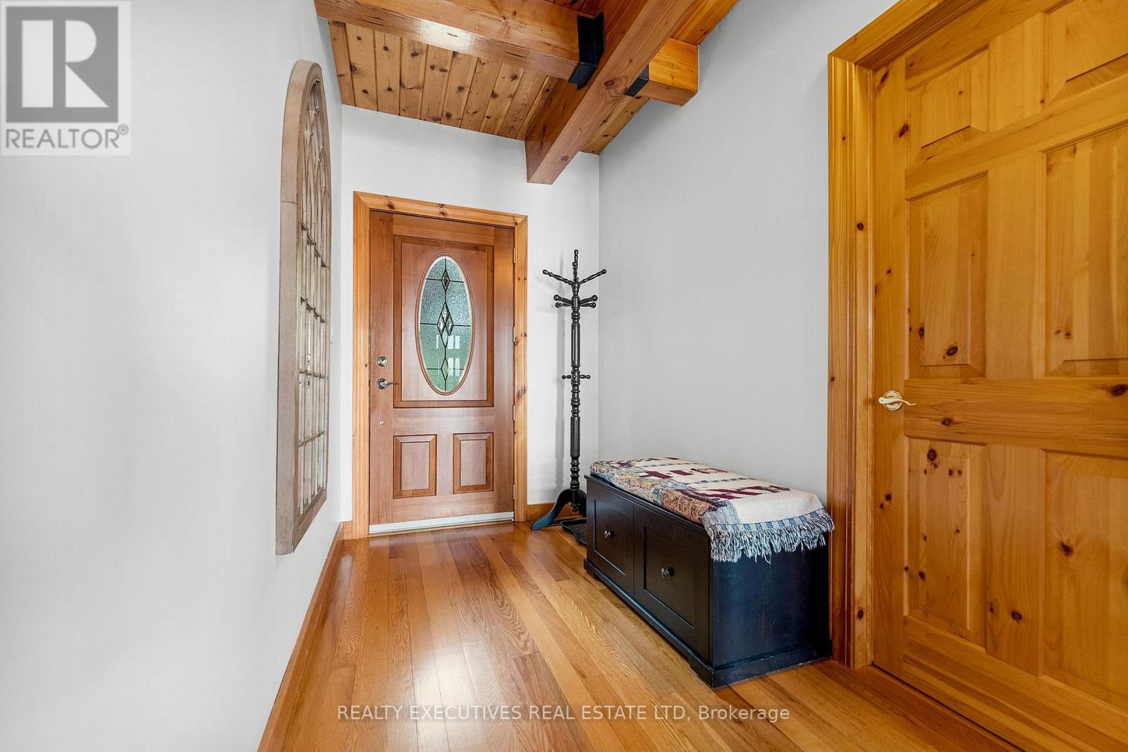 106 Black Snake Lane N, Frontenac Islands, Ontario  K0E 1L0 - Photo 4 - X12369002