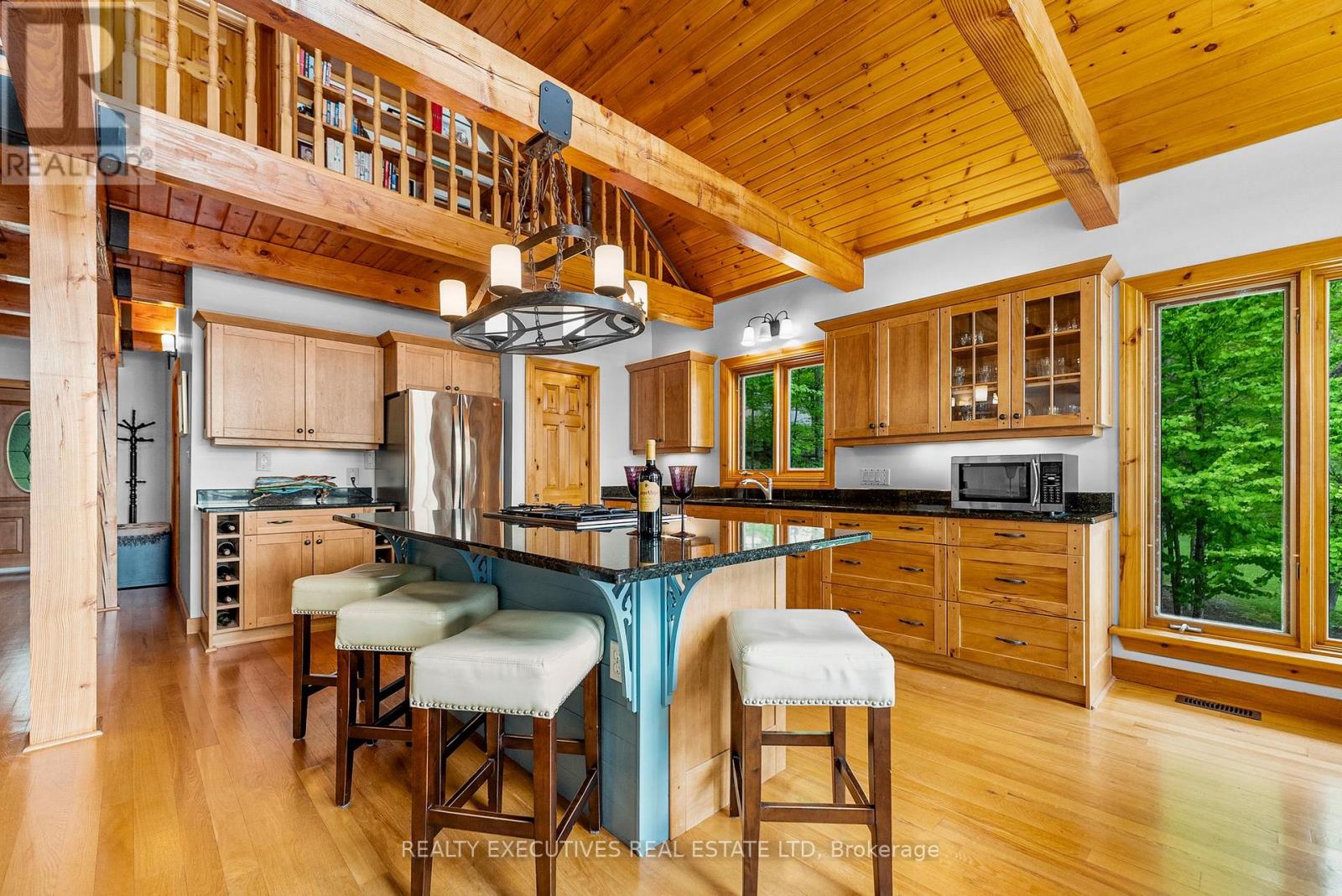 106 Black Snake Lane N, Frontenac Islands, Ontario  K0E 1L0 - Photo 7 - X12369002