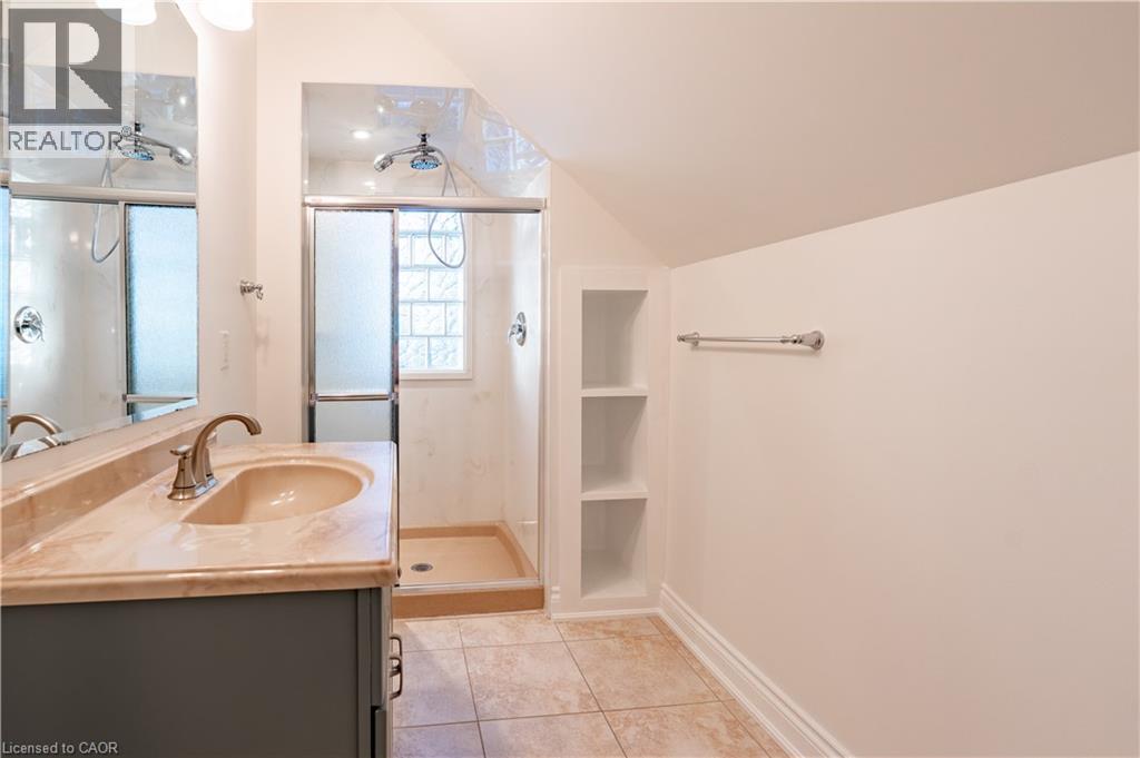 6 East 32nd Street, Hamilton, Ontario  L8V 3R6 - Photo 14 - 40691949