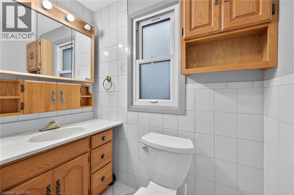 49 East 33rd Street, Hamilton, Ontario L8V 3S9 - Photo 24 - 40786757