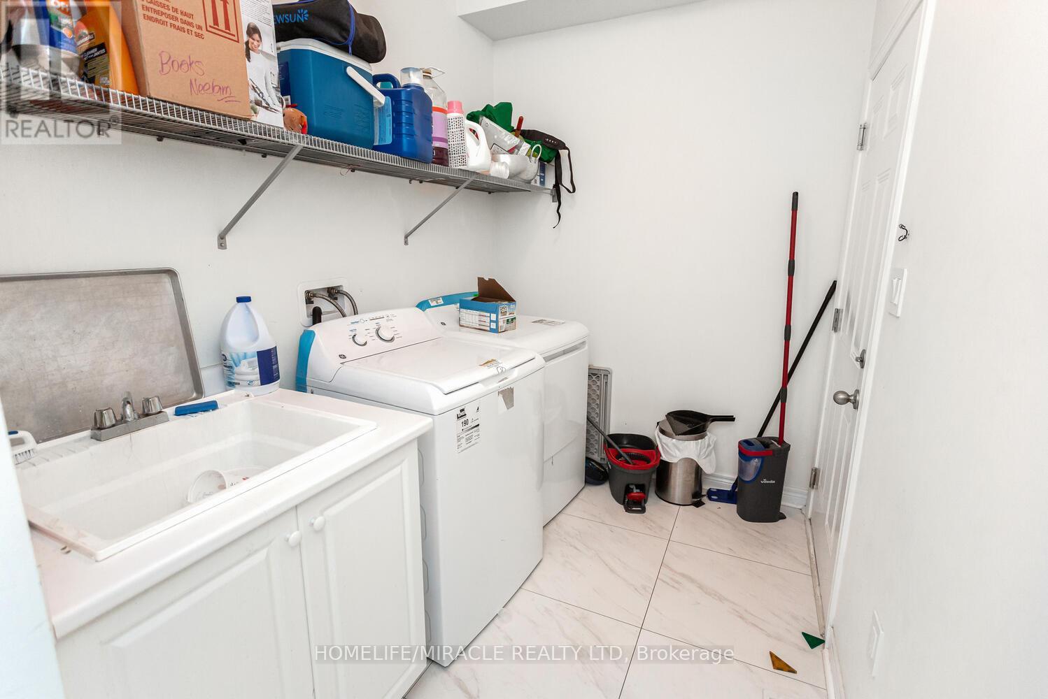 3 Farringdon Crescent, Brampton, Ontario  L7A 4Z5 - Photo 14 - W12519424